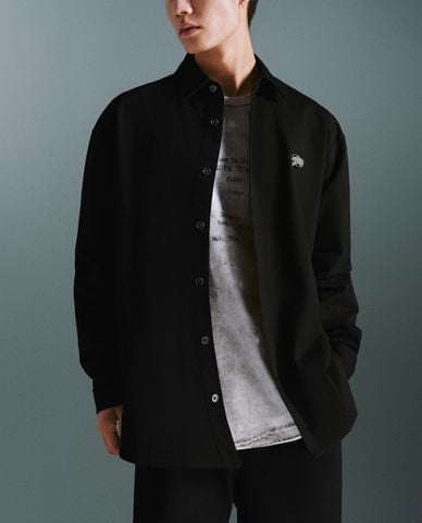  URBAN REVIVO - Áo sơ mi nam cổ bẻ tay dài thanh lịch 