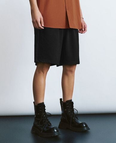  URBAN REVIVO - Quần short nam ngang gối lưng thun Drawstring Waist Knitted 