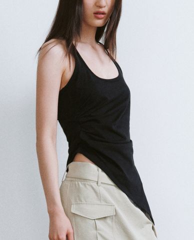  URBAN REVIVO - Áo ba lỗ nữ thời trang thoải mái 