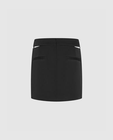  URBAN REVIVO - Chân váy chữ A mini lưng cao tôn dáng Straight 