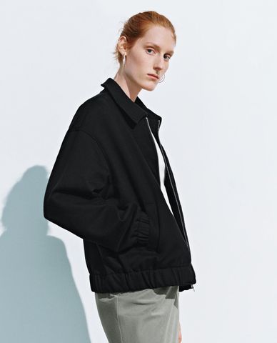  URBAN REVIVO - Áo khoác nữ phom rộng phối zip Drawstring Hem 