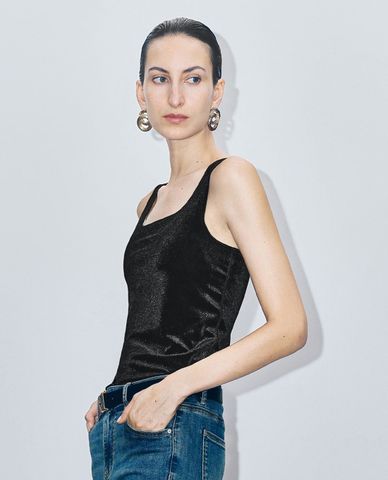  URBAN REVIVO - Áo hai dây nữ cổ chữ U thời trang 