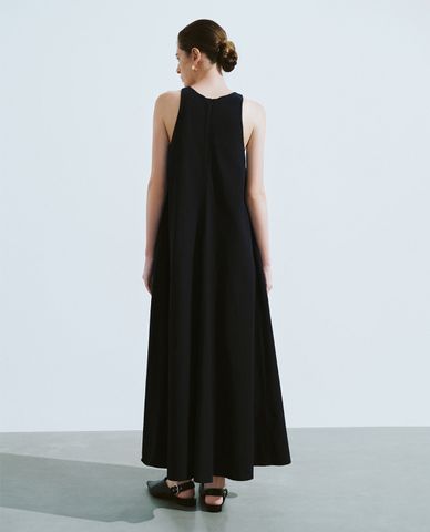  URBAN REVIVO - Đầm sát nách cổ tròn phom suông A-Line 