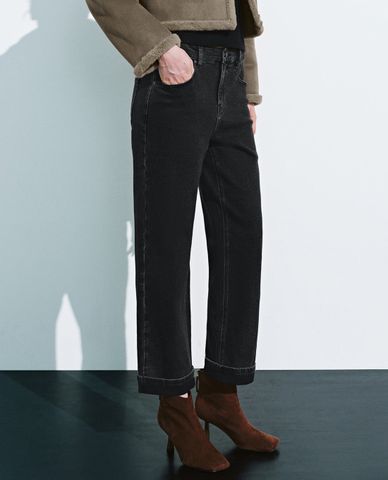  URBAN REVIVO - Quần jeans nữ ống đứng hiện đại 