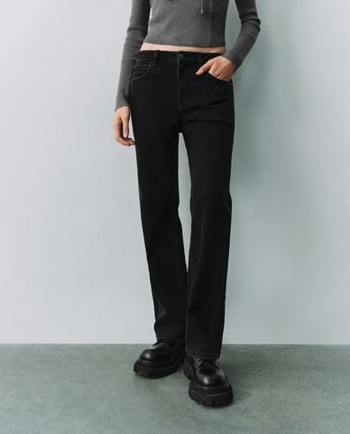  URBAN REVIVO - Quần jeans nữ ống đứng thanh lịch 