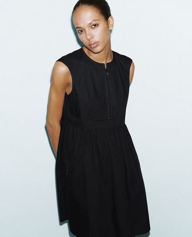  URBAN REVIVO - Đầm sát nách mini thời thượng 