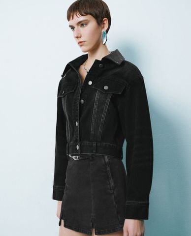  URBAN REVIVO - Áo khoác denim nữ tay dài cá tính 