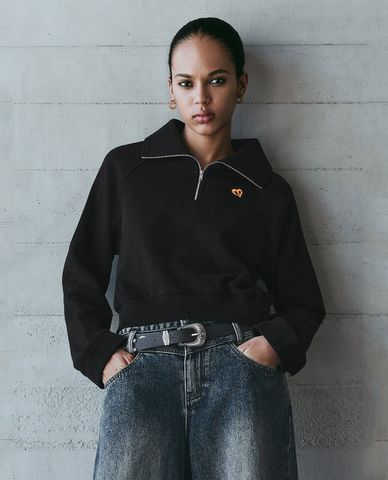  URBAN REVIVO - Áo sweatshirt nữ cổ V tay dài Zip Up Front Loose 