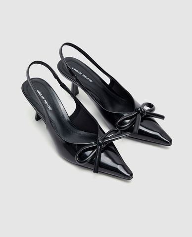  URBAN REVIVO - Giày sandals cao gót nữ mũi nhọn 