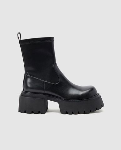  URBAN REVIVO - Giày boots nữ đế cao mũi tròn cá tính Chunky 