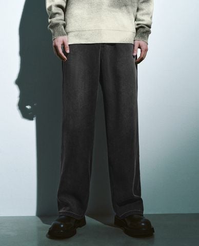  URBAN REVIVO - Quần jeans nam ống đứng năng động Straight 