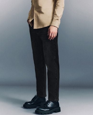  URBAN REVIVO - Quần jeans nam ống đứng hiện đại Regular 