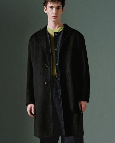  URBAN REVIVO - Áo khoác nam một hàng nút dáng dài Loose Midi 