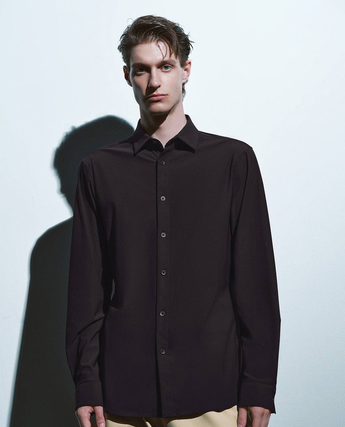 URBAN REVIVO - Áo sơ mi nam cổ bẻ tay dài Button Up Loose