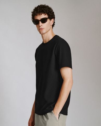  URBAN REVIVO - Áo thun nam cổ tròn tay ngắn năng động Straight 