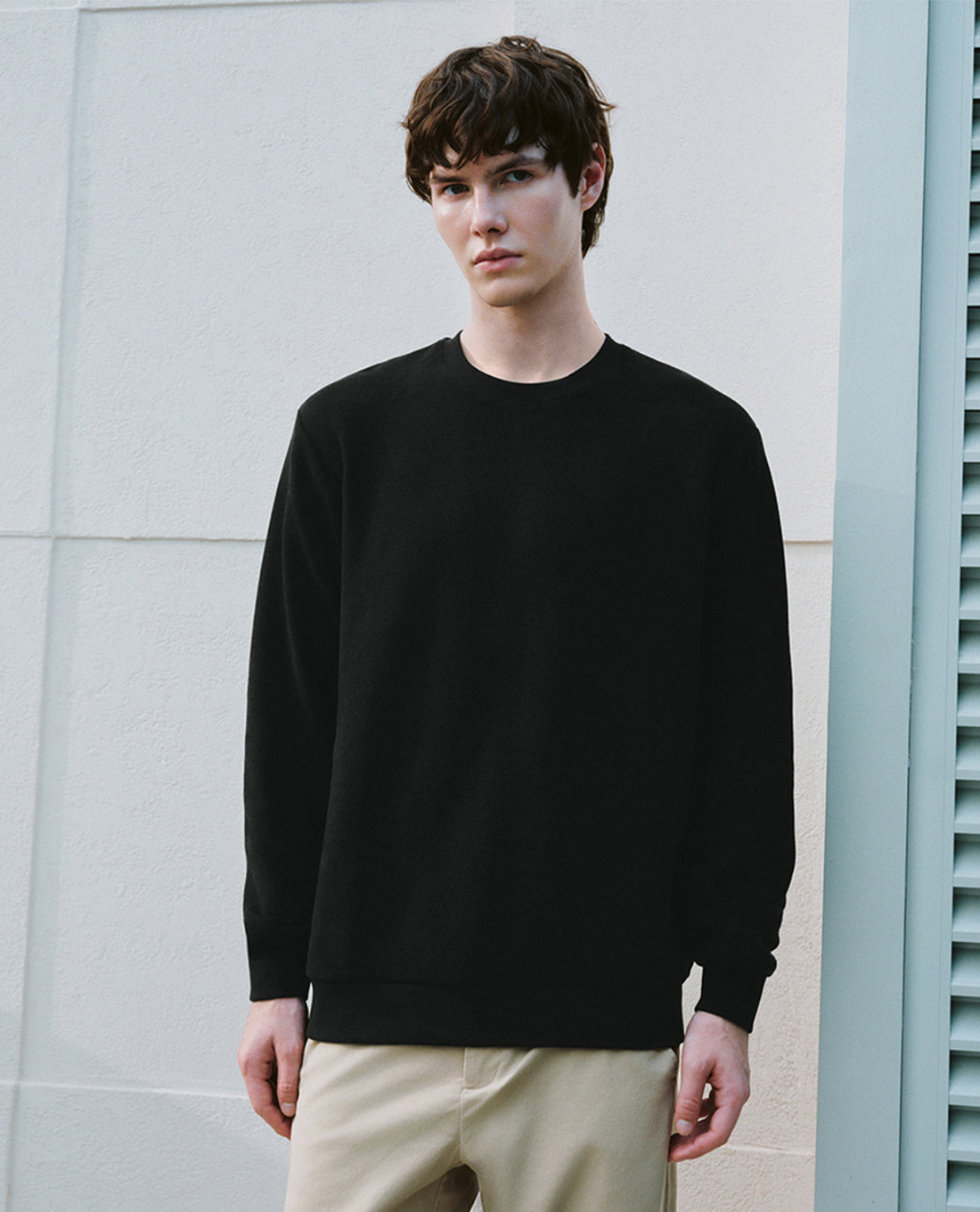 URBAN REVIVO - Áo sweatshirt nam cổ tròn tay dài