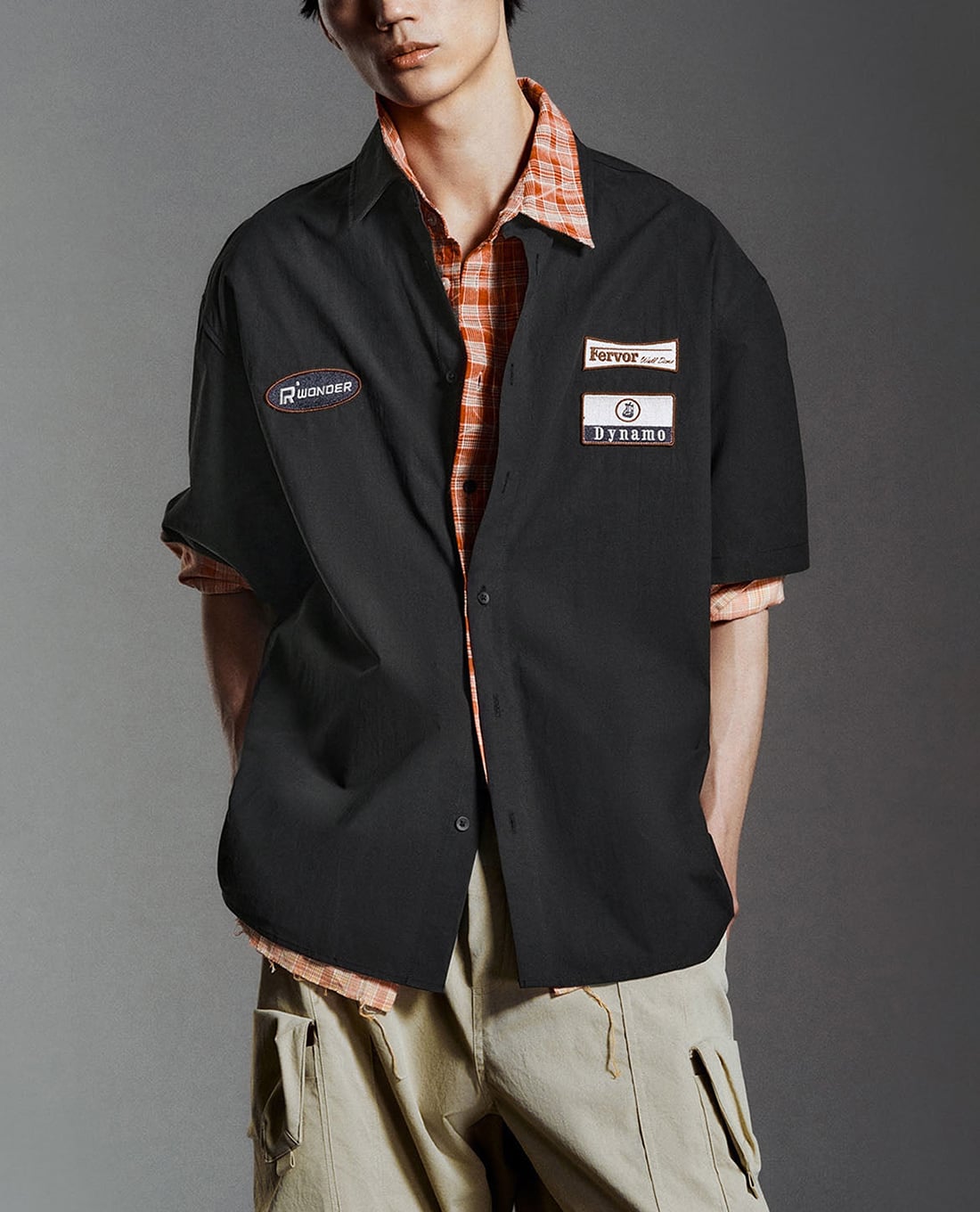 URBAN REVIVO - Áo sơ mi cổ bẻ tay dài Loose