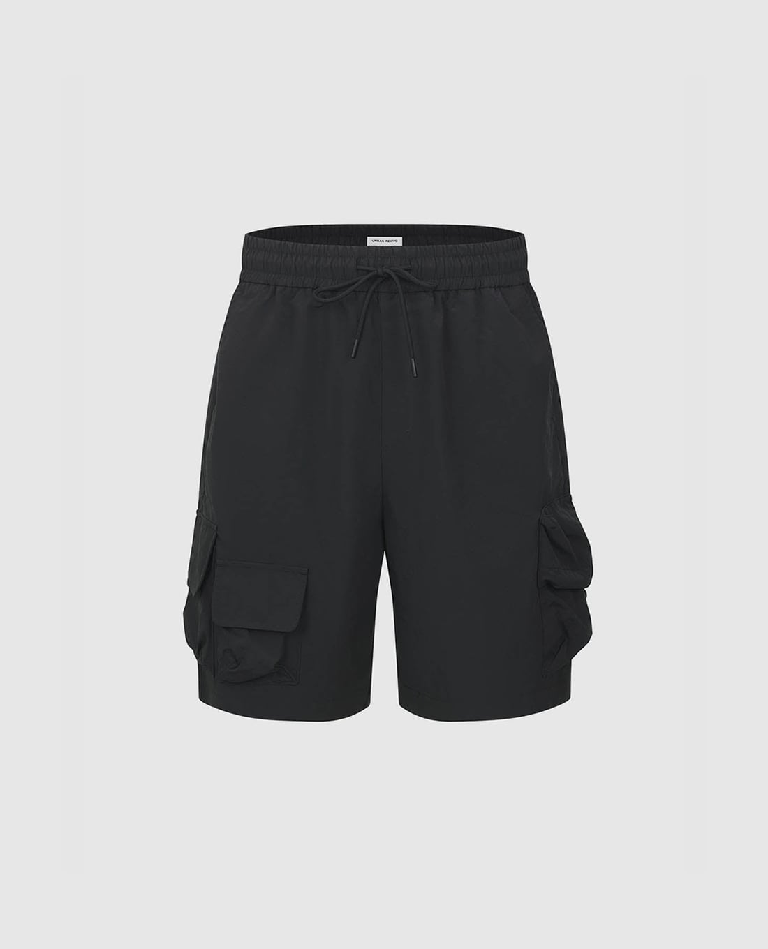 URBAN REVIVO - Quần short nam ống rộng phối túi hộp