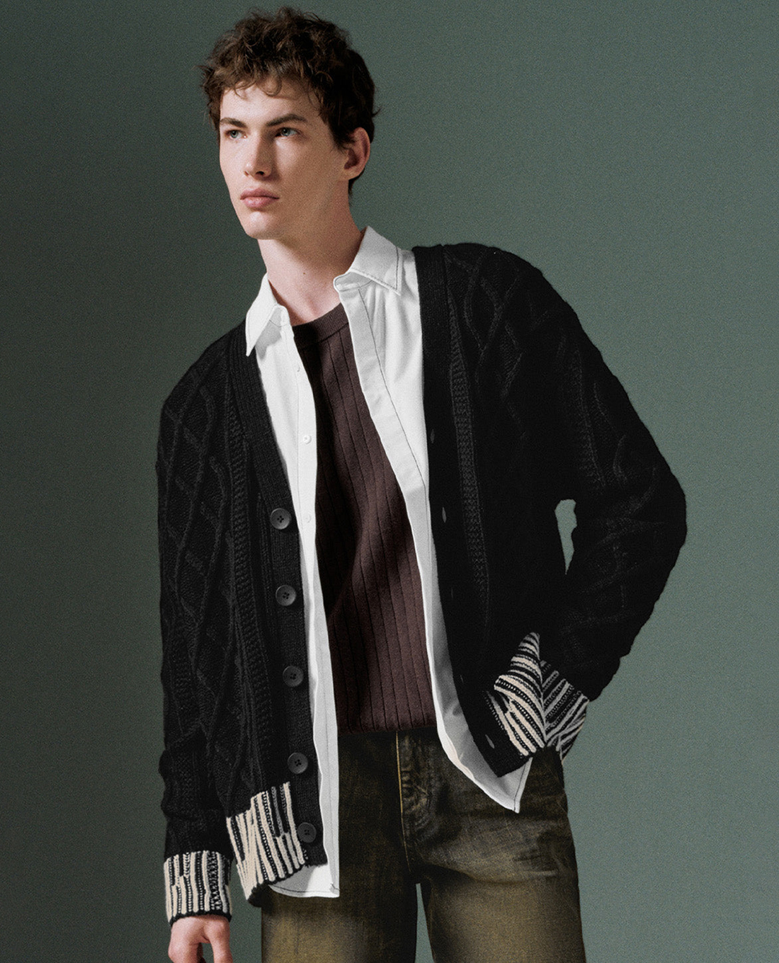 URBAN REVIVO - Áo khoác cardigan nam hiện đại