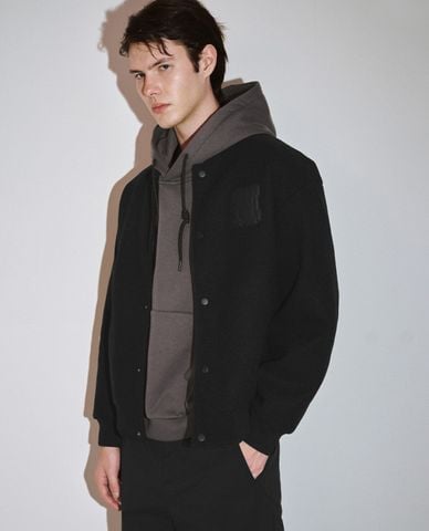 URBAN REVIVO - Áo khoác bomber nam tay dài Press Button 