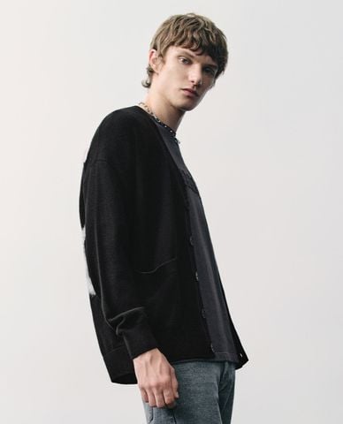  URBAN REVIVO - Áo khoác cardigan nam cổ V tay dài Loose 