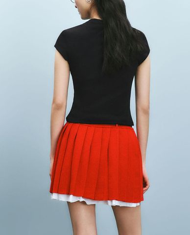  URBAN REVIVO - Áo thun nữ cổ tròn tay ngắn phom ôm 