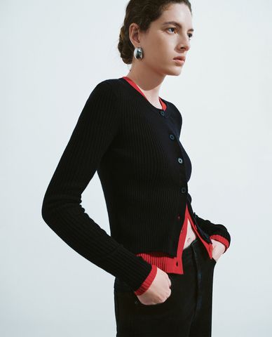  URBAN REVIVO - Áo khoác cardigan nữ cổ tròn tay dài hiện đại 