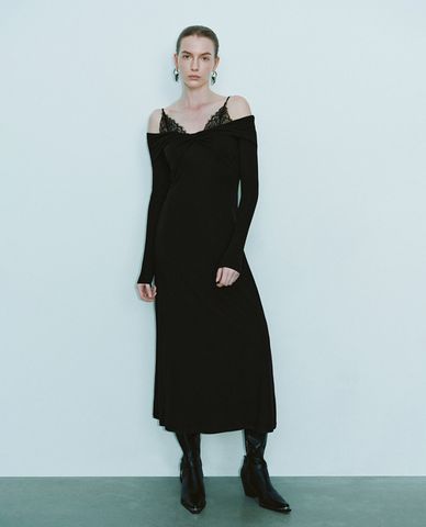  URBAN REVIVO - Đầm hai dây midi phối ren thời thượng 