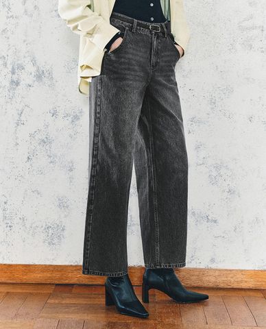  URBAN REVIVO - Quần jeans nữ ống rộng trẻ trung 