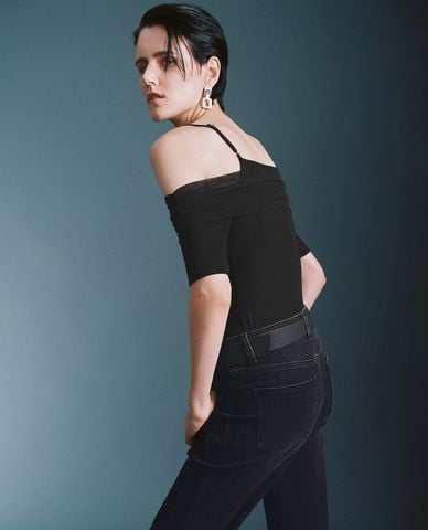  URBAN REVIVO - Áo hai dây nữ phom ôm 