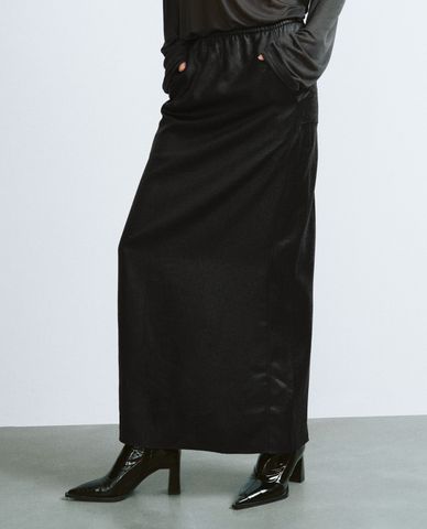  URBAN REVIVO - Chân váy phom suông midi lưng thun xẻ tà 