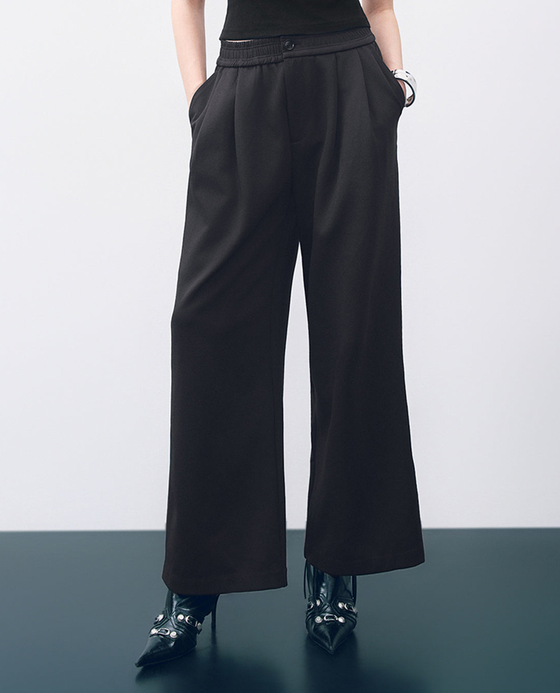 URBAN REVIVO - Quần nữ ống rộng cạp cao thanh lịch Elastic