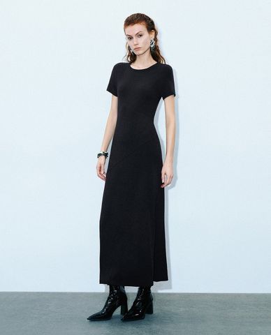  URBAN REVIVO - Đầm midi cổ tròn dáng suông thanh lịch 