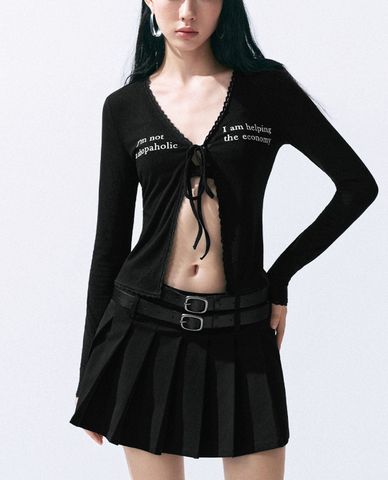  URBAN REVIVO - Áo kiểu nữ cổ V tay dài thắt dây phối hoạ tiết 