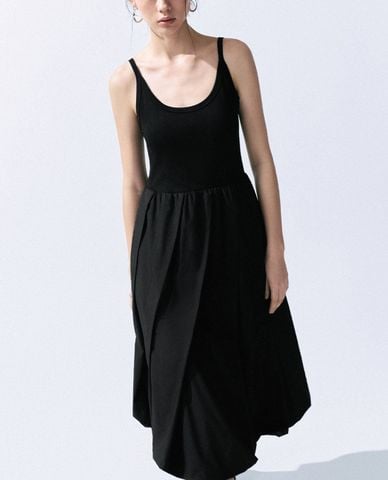  URBAN REVIVO - Đầm sát nách midi cổ chữ U hiện đại A-Line Cami 