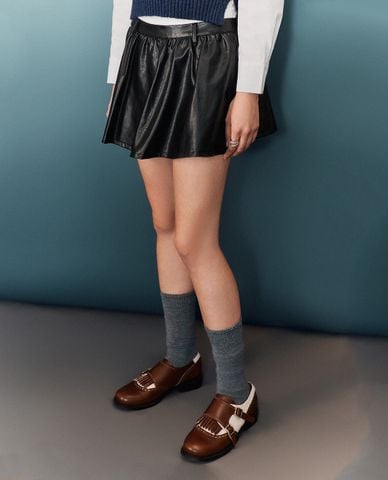  URBAN REVIVO - Chân váy chữ A mini lưng thun cá tính Leather 