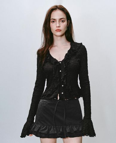  URBAN REVIVO - Áo kiểu nữ cổ V tay dài phom ôm Ruffle 
