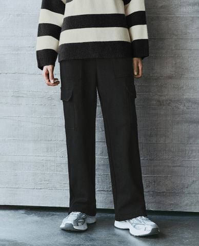  URBAN REVIVO - Quần nữ ống rộng lưng thun hiện đại 