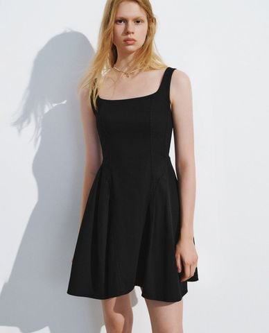  URBAN REVIVO - Đầm hai dây mini cổ vuông 