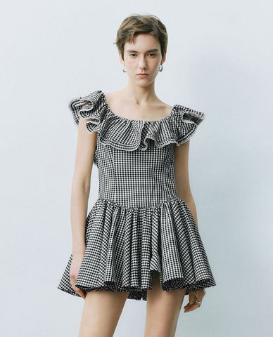  URBAN REVIVO - Đầm xếp li mini phối bèo nhún 