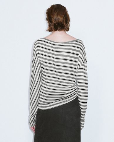  URBAN REVIVO - Áo thun nữ tay dài cổ thuyền thời thượng 