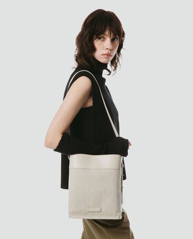  Marhen.J - Túi đeo vai nữ phom chữ nhật Zena 