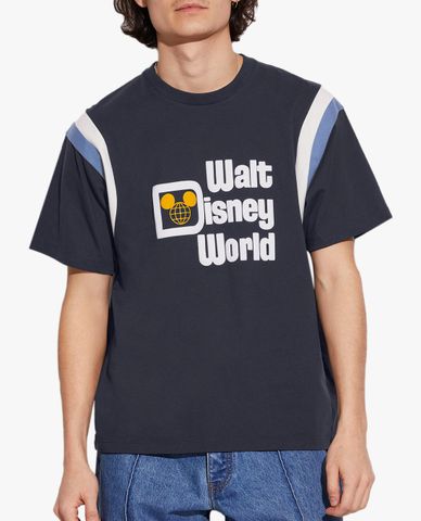  COACH - Áo thun nam cổ tròn ngắn tay phom suông hiện đại 