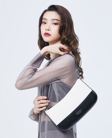  Marhen.J - Túi đeo vai nữ phom chữ nhật River 