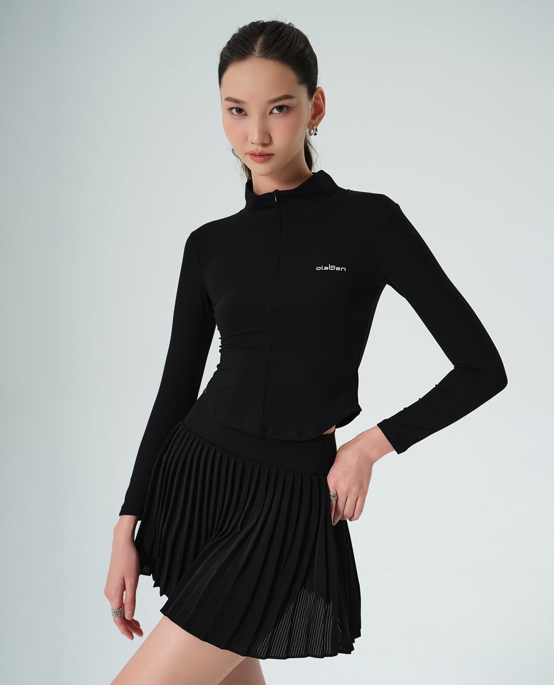 OLABEN - Áo khoác thể thao nữ cổ trụ Butterluxe