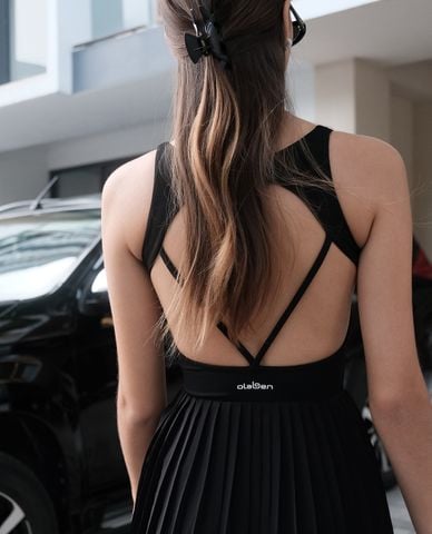  OLABEN - Đầm xếp li cut out Active 