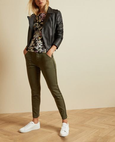  TED BAKER - Áo kiểu nữ bẹt vai họa tiết hoa Lyroon 