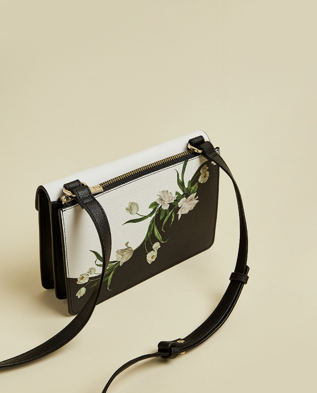 TED BAKER Túi đeo chéo nữ nắp gập Farzane