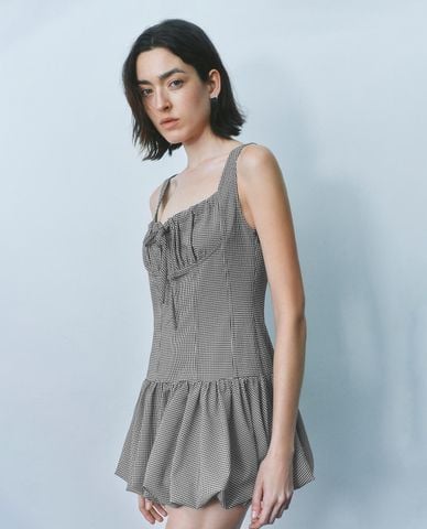  URBAN REVIVO - Đầm hai dây mini Wide Strap 