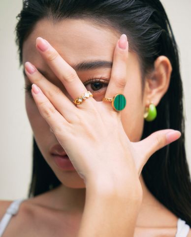  CECI - Nhẫn dáng hở trang trí đá hình thoi độc đáo 